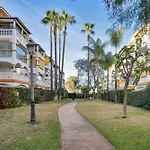 Ivory Banus - Luxury & Prime Location Apartment